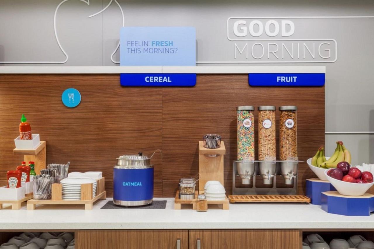 Holiday Inn Express - Starke By Ihg Eksteriør bilde